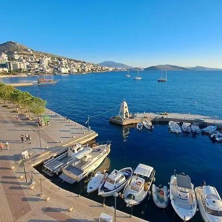 Sun N Blue ホテル Sarandë