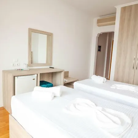 Отель Sun N Blue