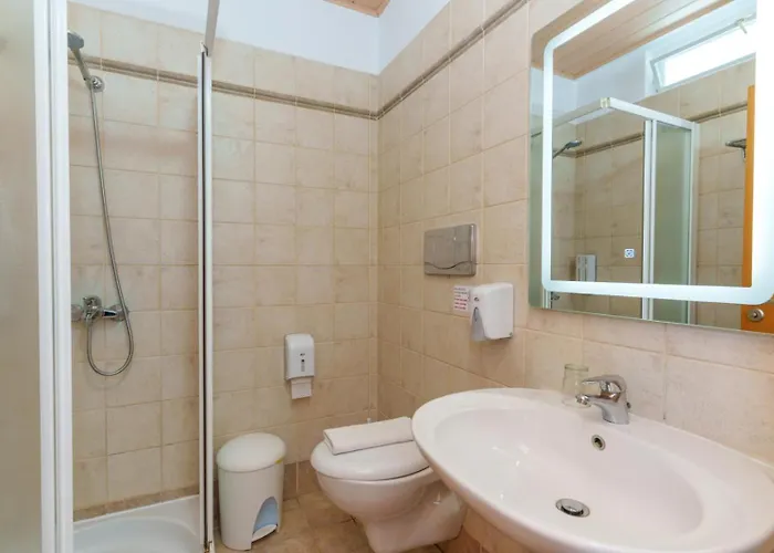 Sun N Blue Σαράντα