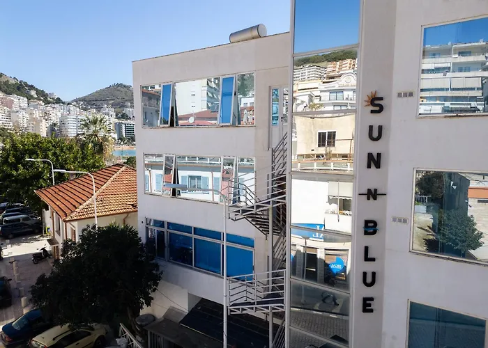 Ξενοδοχείο Sun N Blue 3*